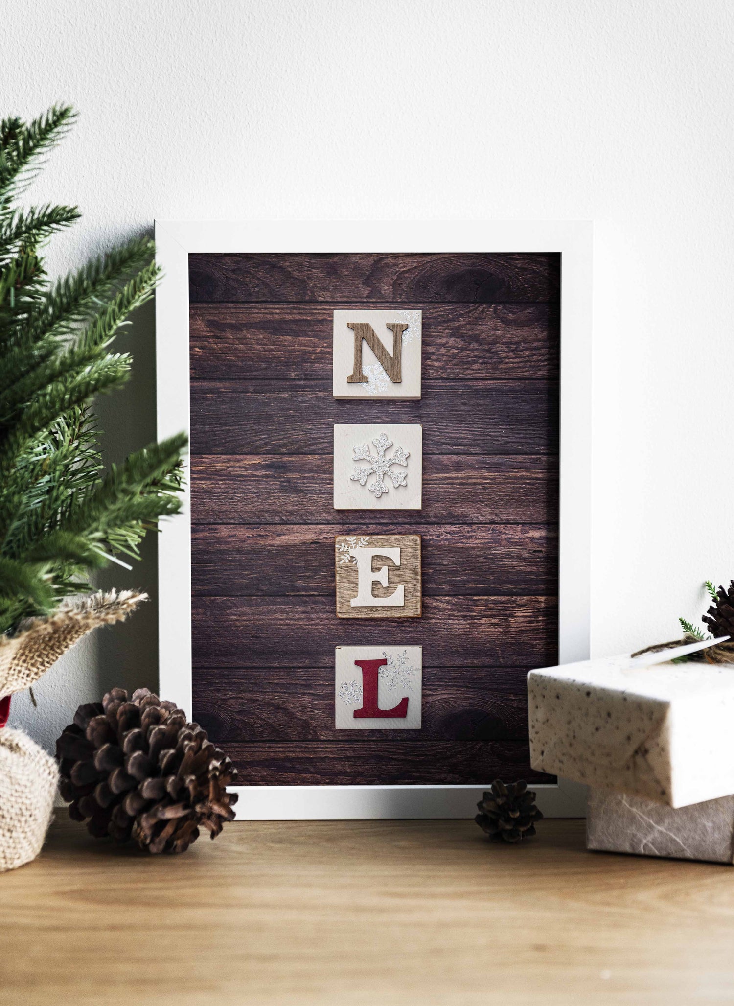 Noel Wooden Sign